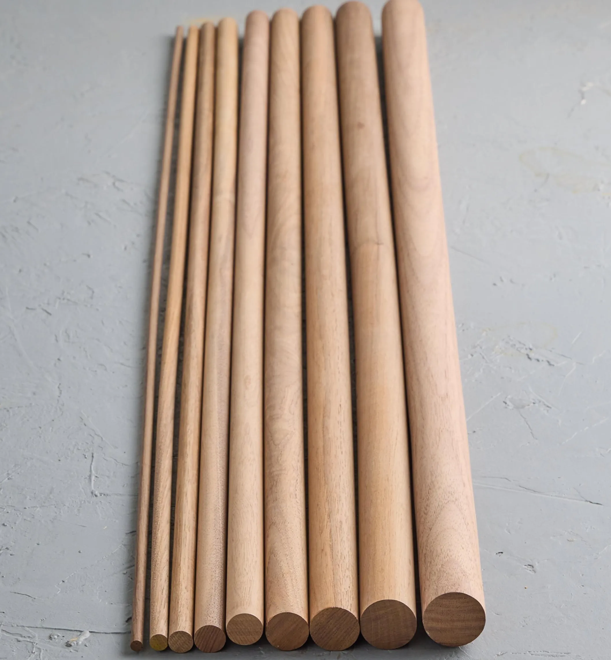 36" Walnut Dowel Rods
