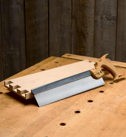 Bad Axe Stiletto Dovetail Saw