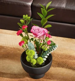 Blue Ribbon Flower Holder