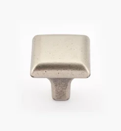 Classic Square Knobs