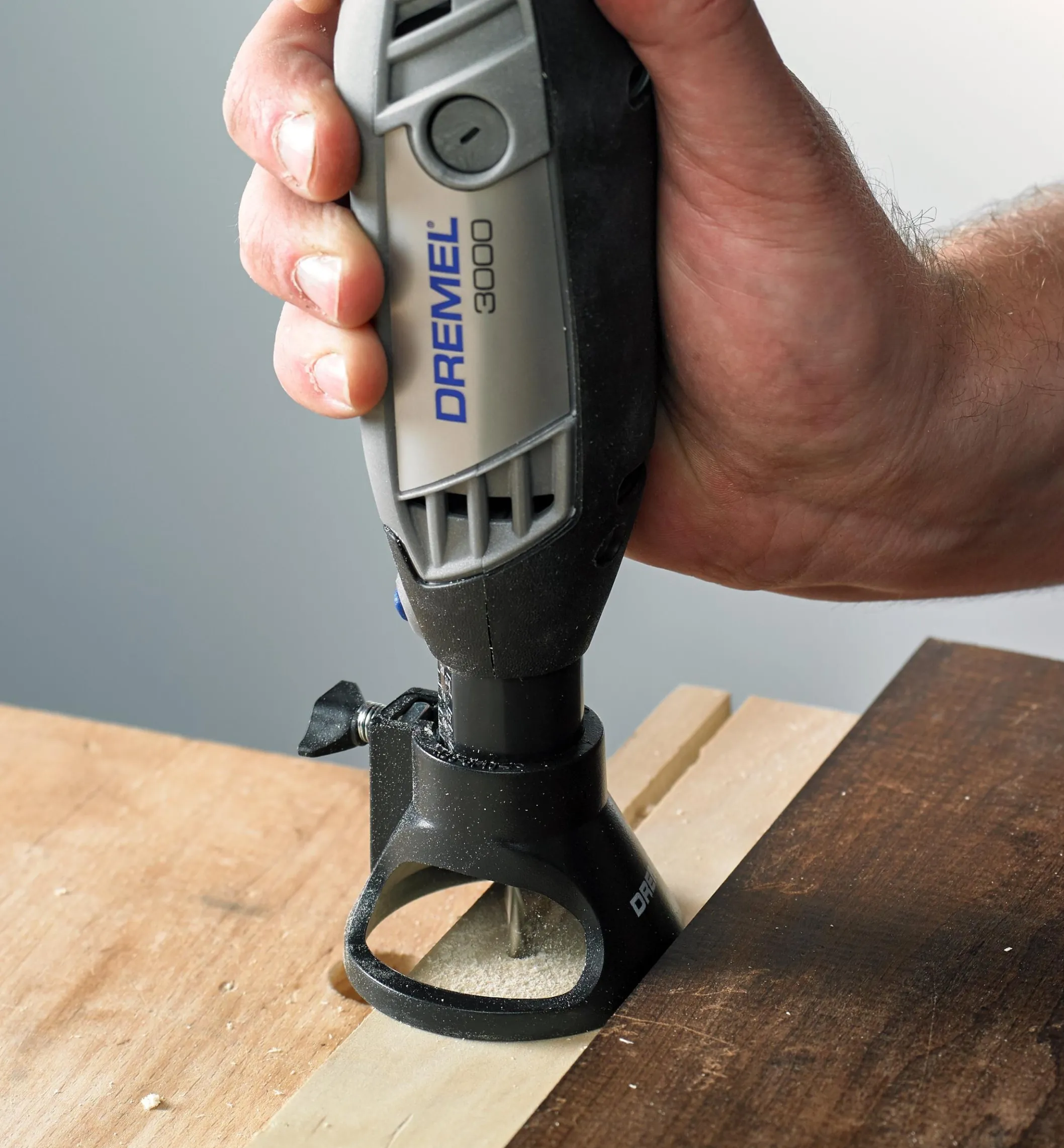 Dremel 3000-2/28 Rotary Tool Kit Bonus 36" Flex Shaft & Sharpening Attachment Kit