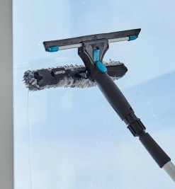 Dual-Head Window-Washing Set