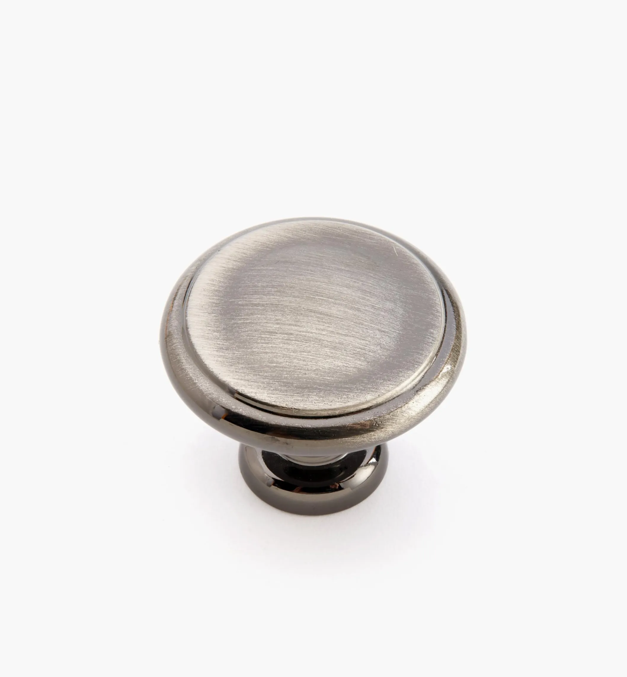 Hint Of Heritage Knobs