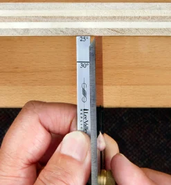 Lee Valley Replica Honing Guide