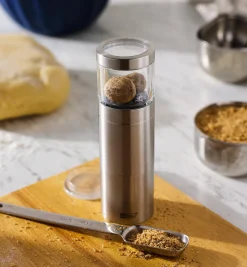 Nutmeg Grinder