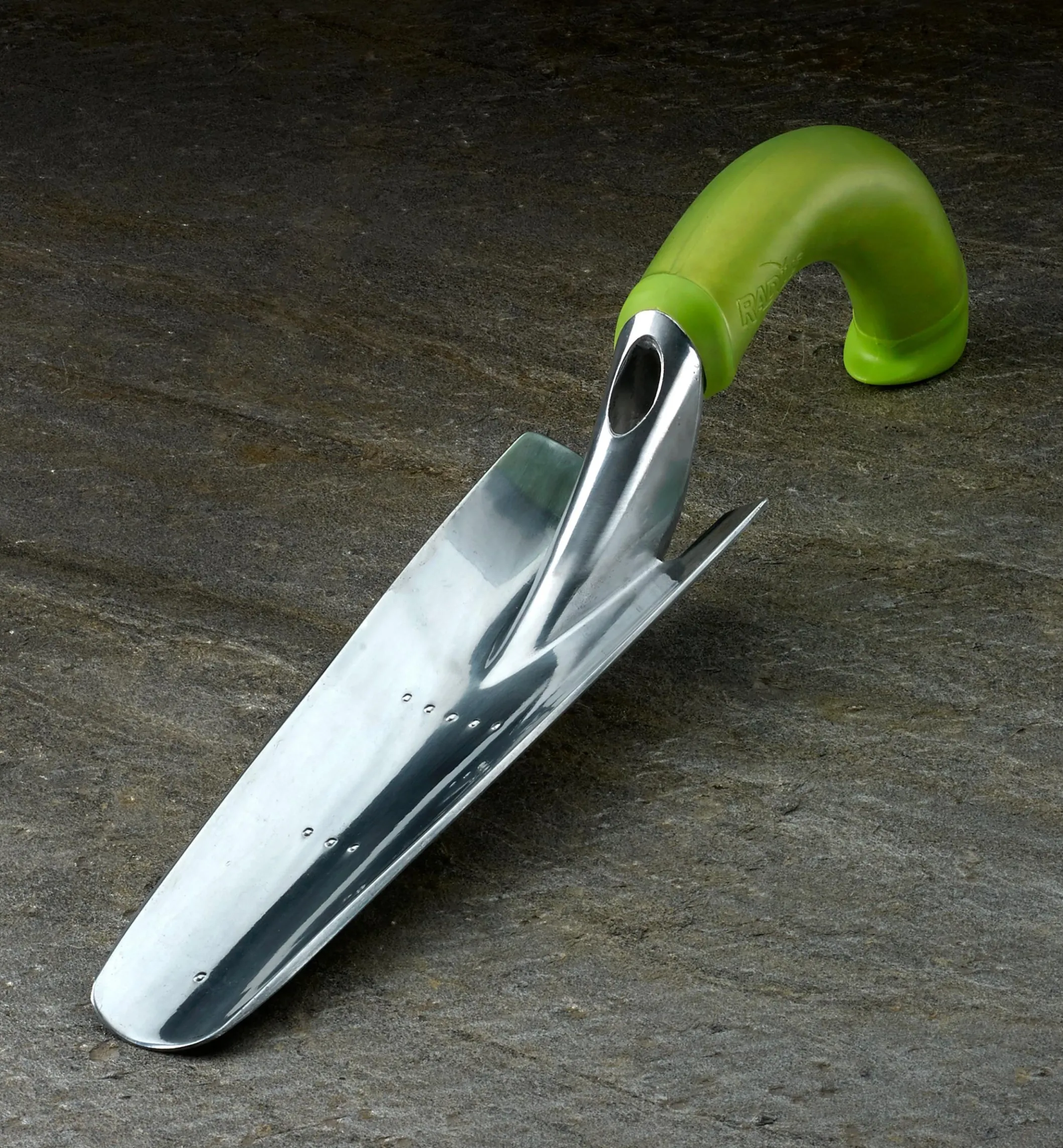 Radius Ergonomic Bulb Trowel