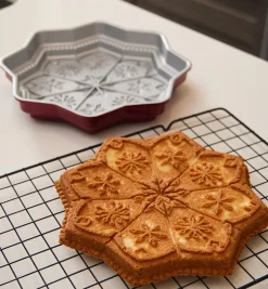 Snowflake Shortbread Pan