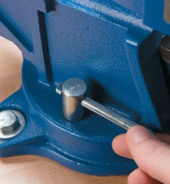 Swivel-Base Mechanic's Vises