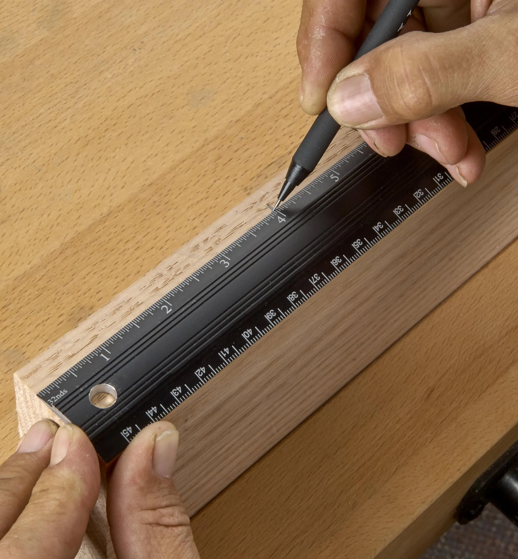 Veritas 18"/450mm Aluminum Bench Rule