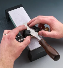 Veritas Side-Clamping Honing Guide