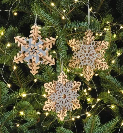 Wooden Snowflake Ornaments Kit