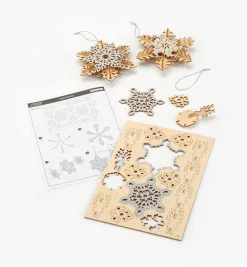 Wooden Snowflake Ornaments Kit